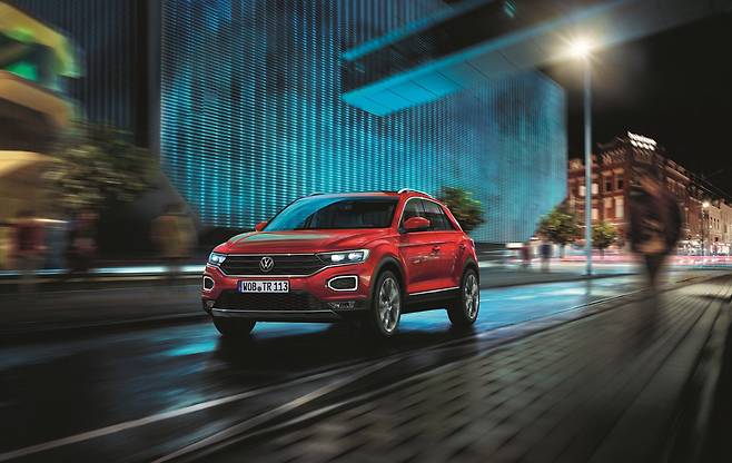 지난 29일 국내 출시된 폴크스바겐 SUV 라인업의 '막내' 티록(T-Roc). /폭스바겐코리아