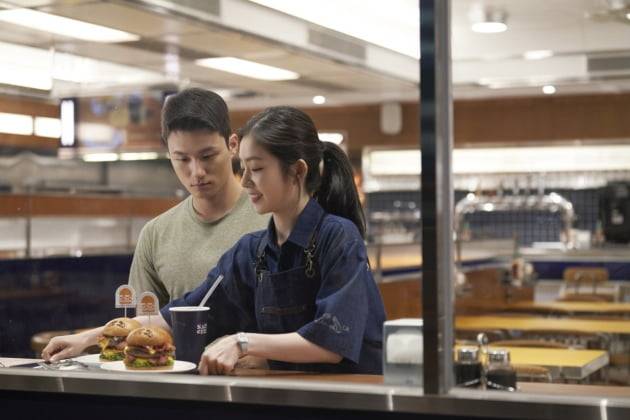 영화 '더블패티' 스틸컷./ 사진제공=KT