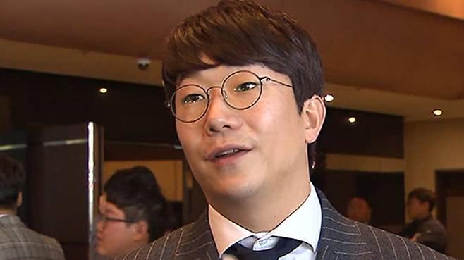 지지난해 12월 6일, SBS 카메라 앞에 선 양현종. "미국 무대"를 말할 때 그의 눈빛은 빛났다.