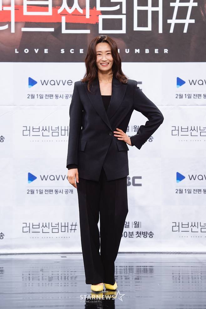 김영아 '노란구두가 포인트'[★포토]