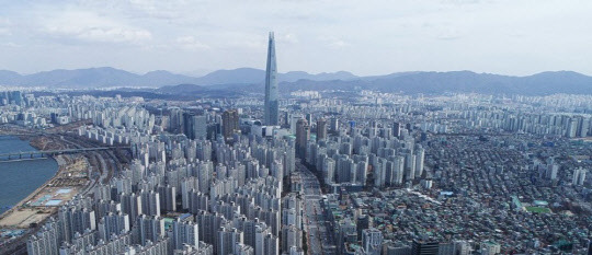 사진은 서울 송파구 일대의 아파트 단지 모습. <연합뉴스>