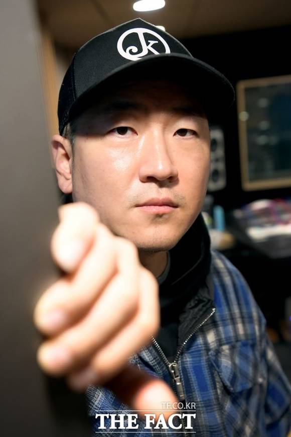 라이언 전은 "언어가 달라도 정서가 같다면 음악으로 호흡할 수 있다"고 자신했다. /이선화 기자