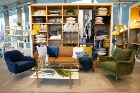 현대리바트 부산전시장의 웨스트엘름 코너.