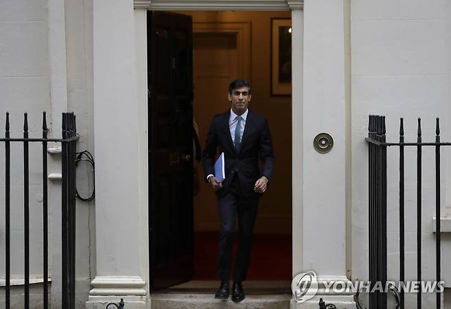 리시 수낙 영국 재무장관. [AP=연합뉴스 자료사진]