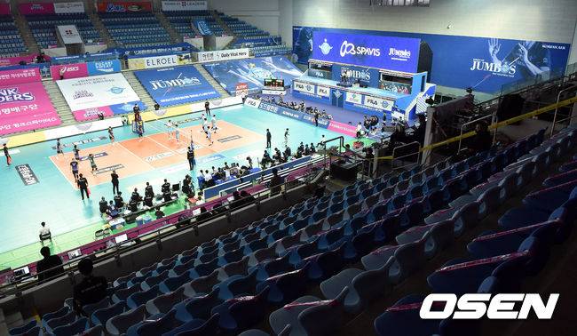 [OSEN=인천, 조은정 기자] 경기가 진행중인 배구장(기사 내용과 관련 없음). /cej@osen.co.kr