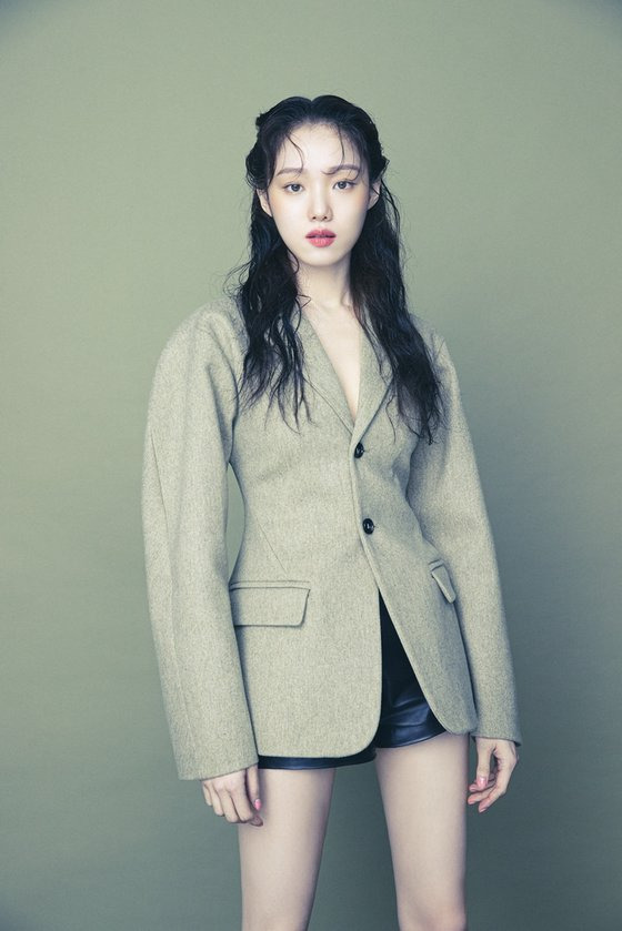 이성경 화보