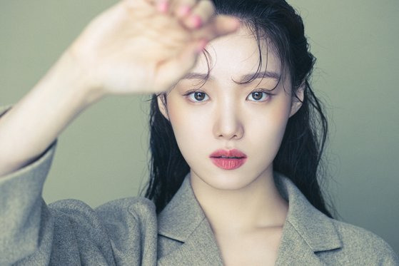 이성경 화보