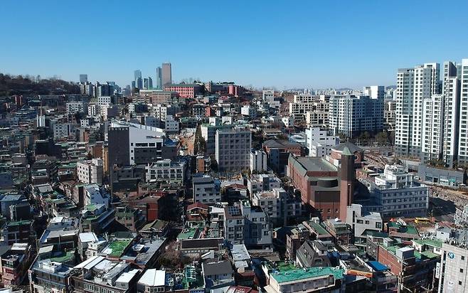서울 동작구 흑석동 저층주거지 모습. 김봉규 선임기자 bong9@hani.co.kr