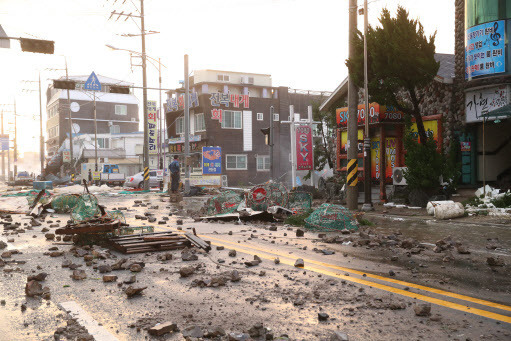 2020년 9월 3일 제9호 태풍 마이삭이 지나간 경북 포항 구룡포 모습. 연합뉴스