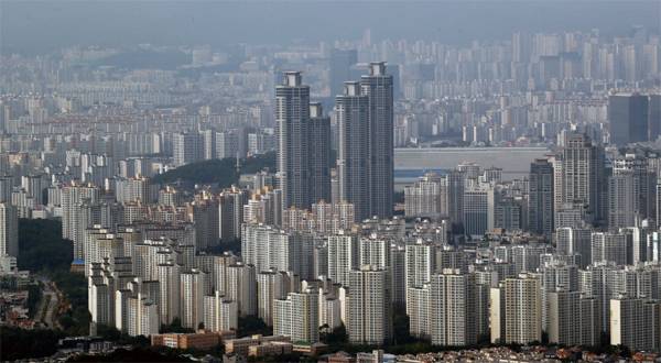 지난 3년간 수도권 공공분양 물량 중 9억원 초과 아파트는 한 건도 없고 6억원 이하가 94%에 달했다. 사진은 공공분양 화성동탄 신혼희망타운 등이 속한 동탄신도시 전경.  [사진 = 매경DB]