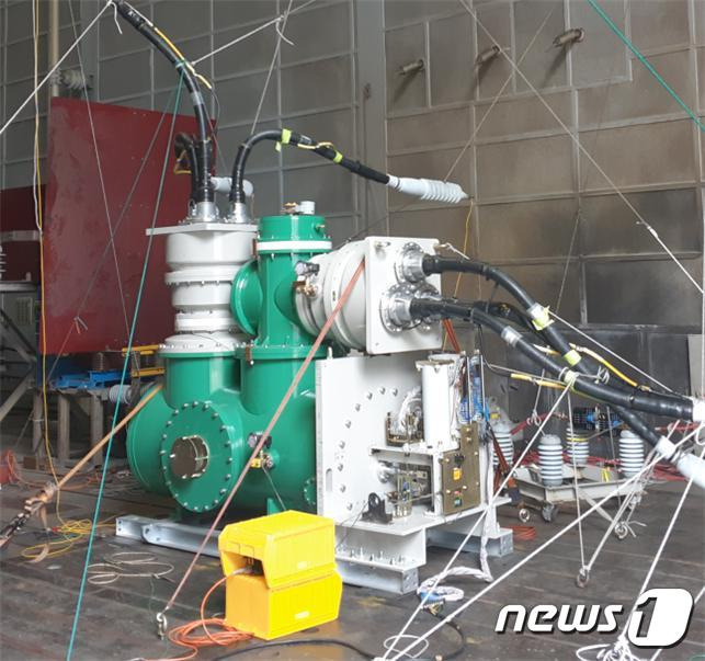 KERI 친환경가스를 이용하는 72.5kV 31.5kA급 개폐장치© 뉴스1