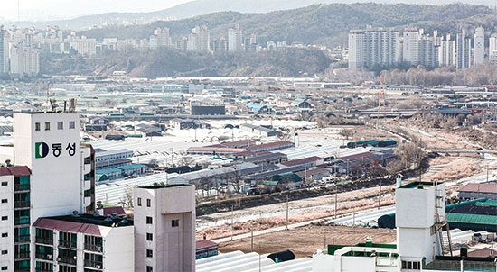 앞으로 경기 남양주시에 7개 철도 노선이 거미줄처럼 연결된 교통망이 구축된다. <매경DB>