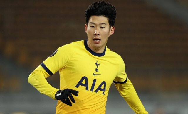 프로축구선수 손흥민은 빠른 경기 진행 속도 때문에 모바일 시대의 스피드를 상징한다./토트넘 구단 SNS