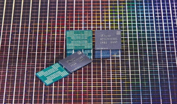 SK하이닉스가 개발한 176단 4D 낸드 기반 512Gb TLC 4D 낸드플래시.  SK하이닉스 제공