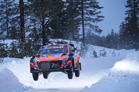 Hyundai Motor’s i20 Coupe WRC participates in the second round of the 2021 World Rally Championship, which took place between Feb. 26 and 28 at Rovaniemi, Finland. [HYUNDAI MOTOR]