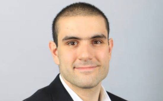 용의자 알렉 미나시안