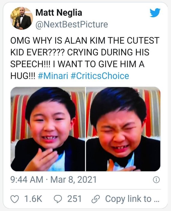 미국 영화 평론가 맷 네글리아가 7일(현지시간) 영화 '미나리'에 출연한 앨런 김에 대해 올린 트윗. 김은 크리틱스 초이스 어워즈 아역 배우상 수상자로 발표되자 수상 소감을 말하던 도중 울음을 터뜨려 미국에서 화제가 됐다.