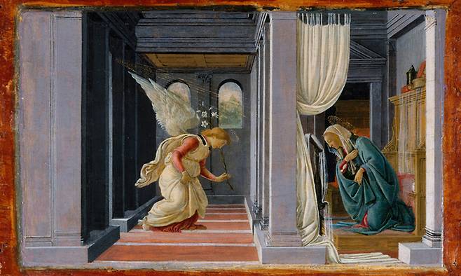 ‘봄’과 달리 원근법을 적용한 보티첼리의 작품. 주제 면에서도 ‘봄’과 달리 전형적인 기독교적 주제를 다뤘다. ‘수태고지(The Annunciation)’(1485~92) 뉴욕 메트로폴리탄박물관 제공