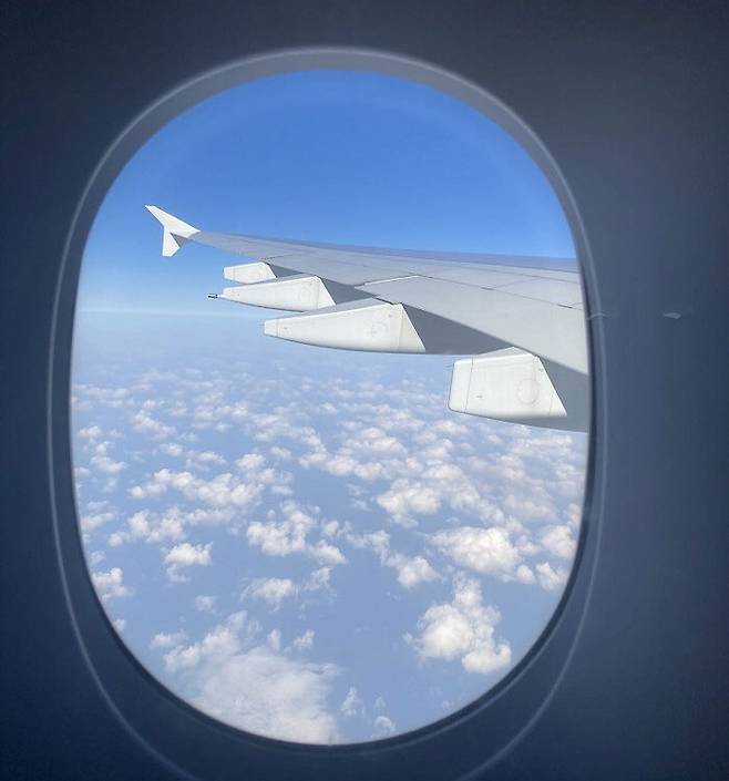 13일 대한항공 A380 KE9021편이 제주 상공을 지나고 있다. [사진= 신미진 기자]