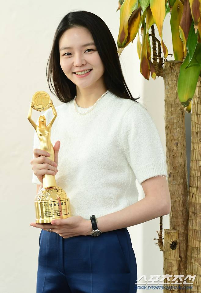 제41회 청룡영화상 여우조연상 수상자 이솜

최문영 기자 deer@sportschosun.com /2021.02.22/