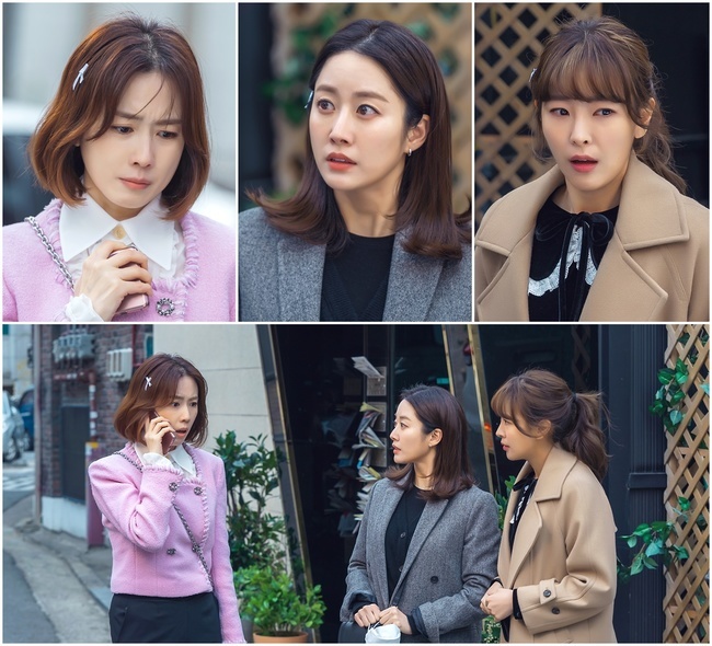 Hong Eun Hee, Jeon Hye-bin and Ko Won-hee explode emotions at the same time, adding to anxiety.In KBS 2TV weekend drama OK Photon Mae (playplay by Moon Young-nam/directed by Lee Jin-seo), Hong Eun Hee, Jeon Hye-bin, and Ko Won-hee are the two main characters, the self-esteemed and somewhat selfish princess and Lee Chul-soo (Yoon Ju-sang), the eldest daughter of Lee gang-nam, the smart and just character, Lee Kwang-sik, and simple lucidity. He is playing the role of Lee Kwang-tae, the third daughter of the hairy, and is showing a different acting transformation.In the last broadcast, Lee gwang-nam, Lee Kwang-sik and Lee Kwang-tae were surprised when their mother suddenly died in a traffic accident.Moreover, as soon as her mothers coffin was about to enter the cremation furnace, the detective who ran in said, This is not a simple traffic accident but a murder case.On March 20, Hong Eun Hee, Jeon Hye-bin and Ko Won-hee were revealed as if their hearts were sitting in the middle of the street.Lee Kwang-sik and Lee Kwang-tae watch the lee gang-nam who received a call from someone in the play.Lee gwang-nam, who finished the call, burst into tears without talking, and Lee Kwang-sik is surprised and has a big eye. Lee Kwang-tae is making a suspicious expression.With a dangerous and ominous aura winding up the Photon, the conversation of the lee gang-nam and the reason why the Photon is suspicious are curious.