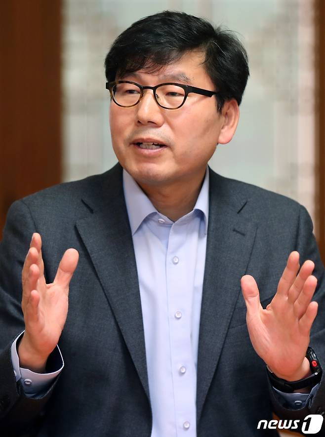 민병찬 국립중앙박물관 관장이 17일 서울 용산구 국립중앙박물관에서 뉴스1과 인터뷰를 하고 있다. 2021.3.17/뉴스1 © News1 민경석 기자