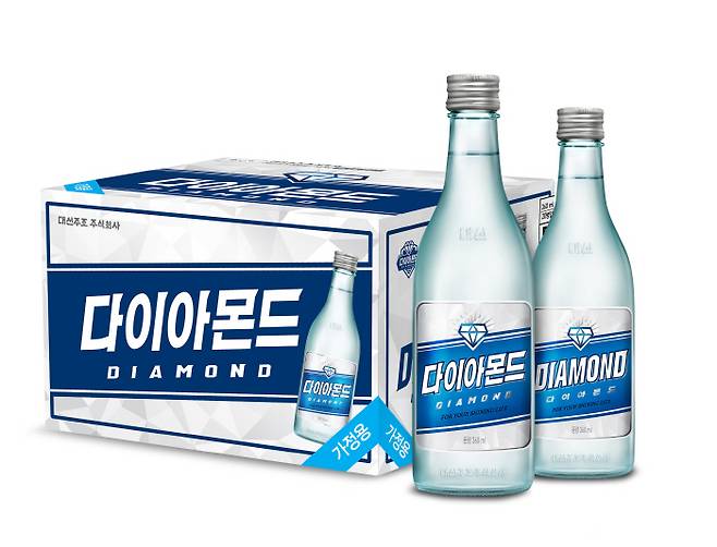 대선주조의 신제품 다이아몬드 소주 [사진제공=대선주조]