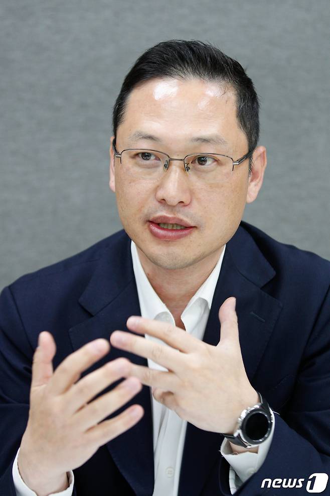 이경수 메리츠증권 리서치센터장이 23일 서울 여의도 본사에서 뉴스1과 인터뷰를 하고 있다. 2021.3.23/뉴스1 © News1 안은나 기자