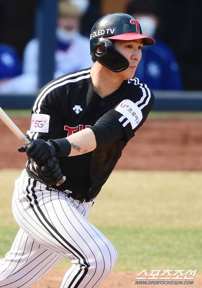 프로야구 삼성라이온즈와 LG트윈스의 연습경기가 14일 대구 삼성라이온즈파크에서 열렸다. LG 오지환 

 대구=최문영 기자 deer@sportschosun.com /2021.03.14/