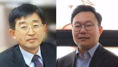 왼쪽부터 조중휘 인천대 , 안영기 대림대 교수.