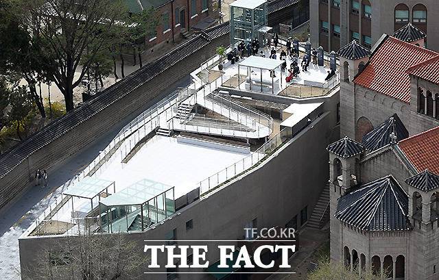 프레스센터에서 바라 본 세실마루의 모습.