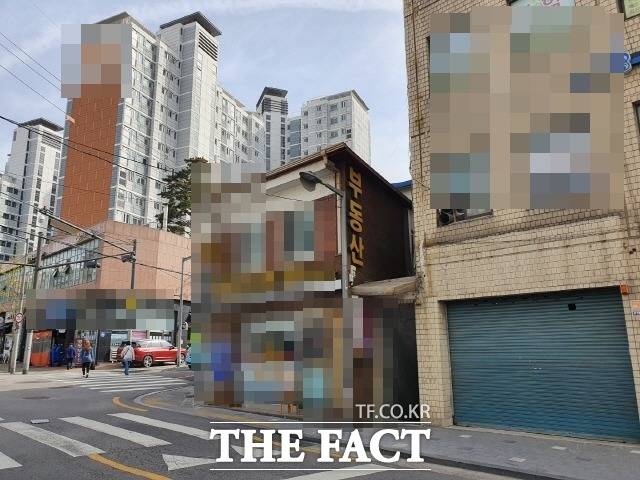 박 의원의 임대 계약을 진행했던 부동산 중개업자 김 모 씨는 그가 세입자를 배려했다고 말했다. /박숙현 기자