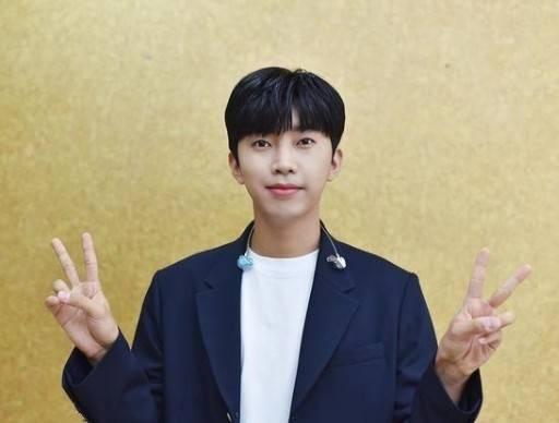 임영웅이 아이돌차트 평점랭킹 1위를 차지했다. /사진=뉴에라프로젝트 인스타그램