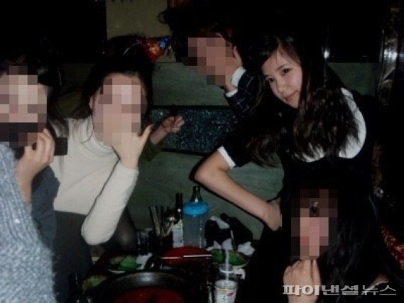 에이핑크 박초롱에게 학교폭력을 당했다고 주장하는 김모씨가 보내 온 고등학교 재학 당시 박초롱