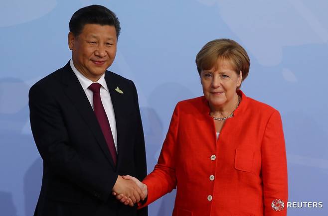 앙겔라 메르켈 독일 총리(오른쪽)와 시진핑 중국 국가 주석. © 로이터=뉴스1