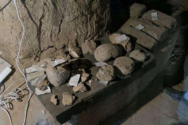 이집트 남부 룩소르에서 발견된 고대도시 아텐의 유적들. 자히 하와스 연구팀 제공|로이터연합뉴스