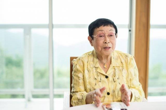 하시다 스가코 씨는 90대에도 TV드라마 각본을 쓰며 현역으로 일했다. 동아일보 자료사진