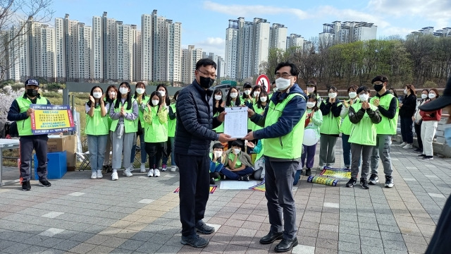 운정신도시연합회 서명운동. 파주시 제공