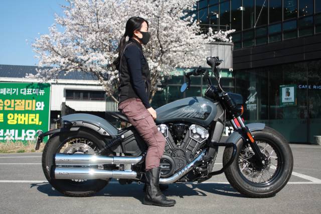 스텔스그레이 모델, 2,320만원.