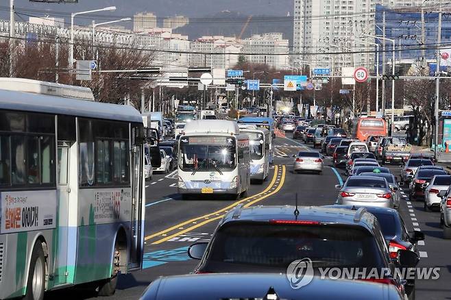 부산 중앙버스 전용차로 [연합뉴스 자료사진]