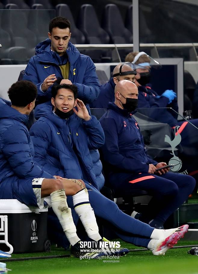 ▲ 조 로든(위).