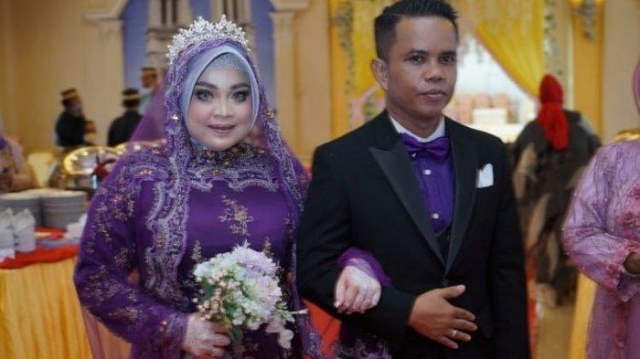 비트코인으로  청혼한 인도네시아 남자와 예비 신부.surya malang