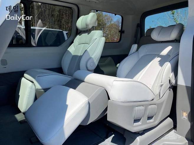 현대차, 스타리아 </figcation>