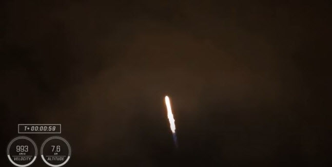 스페이스X가 유인 캡슐과 추진 로켓을 모두 재활용해 우주선을 발사했다.(사진=스페이스X 유튜브 화면 캡처)