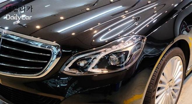 자동차 광택 </figcation>