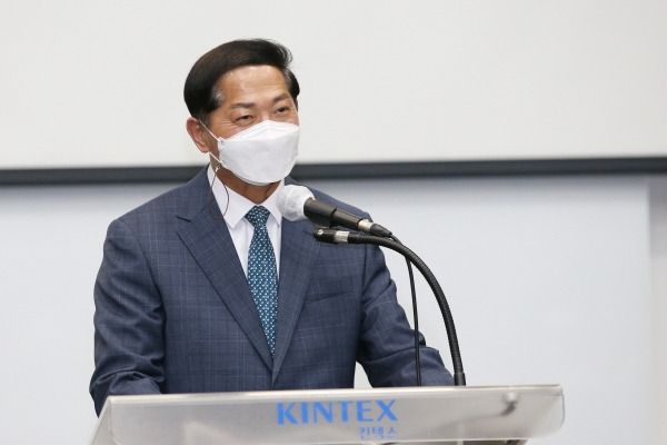 고양시(시장 이재준)는 고양지방법원승격, COP28 유치, 한국예술종합학교 이전을 위한 추진전략과 다양한 의견 수렴을 위해 ‘시민과의 이음, 정책이야기 Ⅰ’을 지난 22일 오후 2시에 킨텍스 제2전시장 303호에서 개최했다고 23일 밝혔다. / 사진제공=고양시