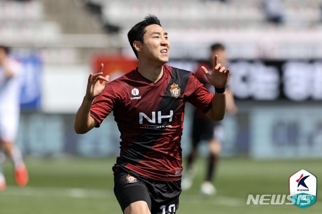 [서울=뉴시스]프로축구 경남 이정협 (사진 = 프로축구연맹 제공)