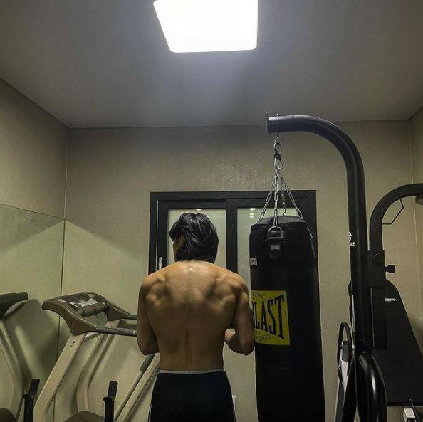 강준 인스타그램 캡처