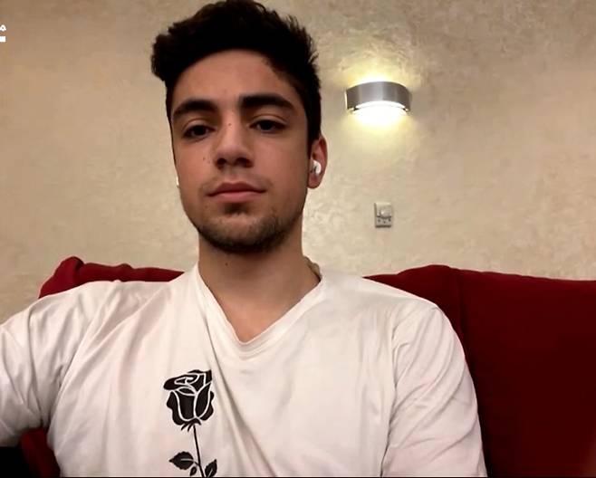 4일 KOVO 남자부 외국인 드래프트에 참가한 만18세 이란 선수 바르디아 사닷. 한국전력의 지명을 받았다./화면 캡처