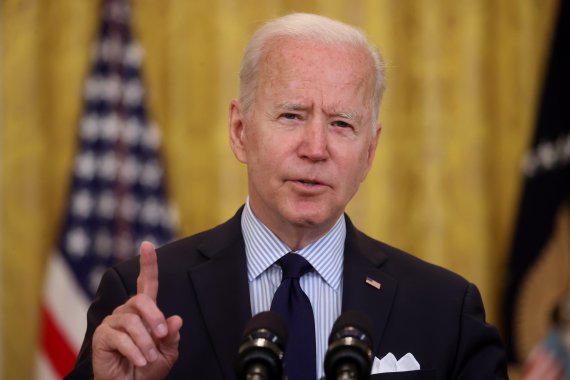 조 바이든 대통령이 지난 7일(현지시간) 워싱턴 백악관 이스트룸에서 4월 고용동향 브리핑을 갖고 있다. AP뉴시스